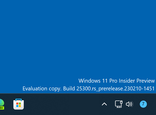 Windows 11 Ascunde ceasul barei de activități