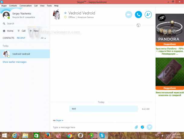 Skype com anúncios maximizados