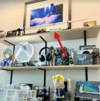 Фил Спенсер опубликовал фотографию стримингового устройства Keystone для Xbox.