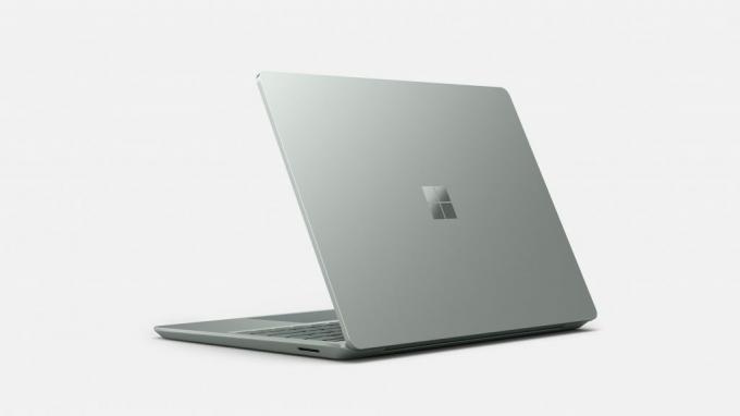 Laptop Surface Gaming