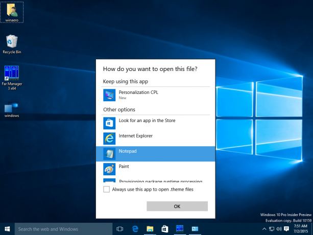 Motyw systemu Windows 10 otwiera się za pomocą notatnika